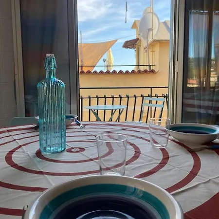 Casa Enza: A Un Passo Dal Mare. Lägenhet Bordighera