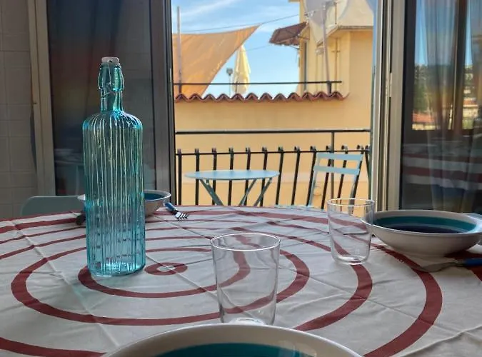 Casa Enza: A Un Passo Dal Mare. Apartmán Bordighera